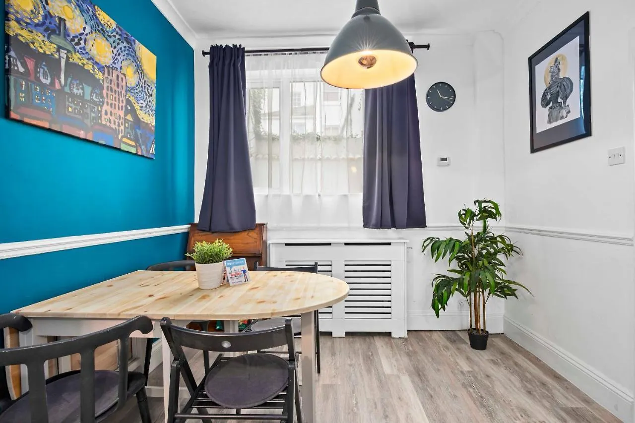 Cottage Retreat - By My Getaways - Free Parking Brighton Apartment